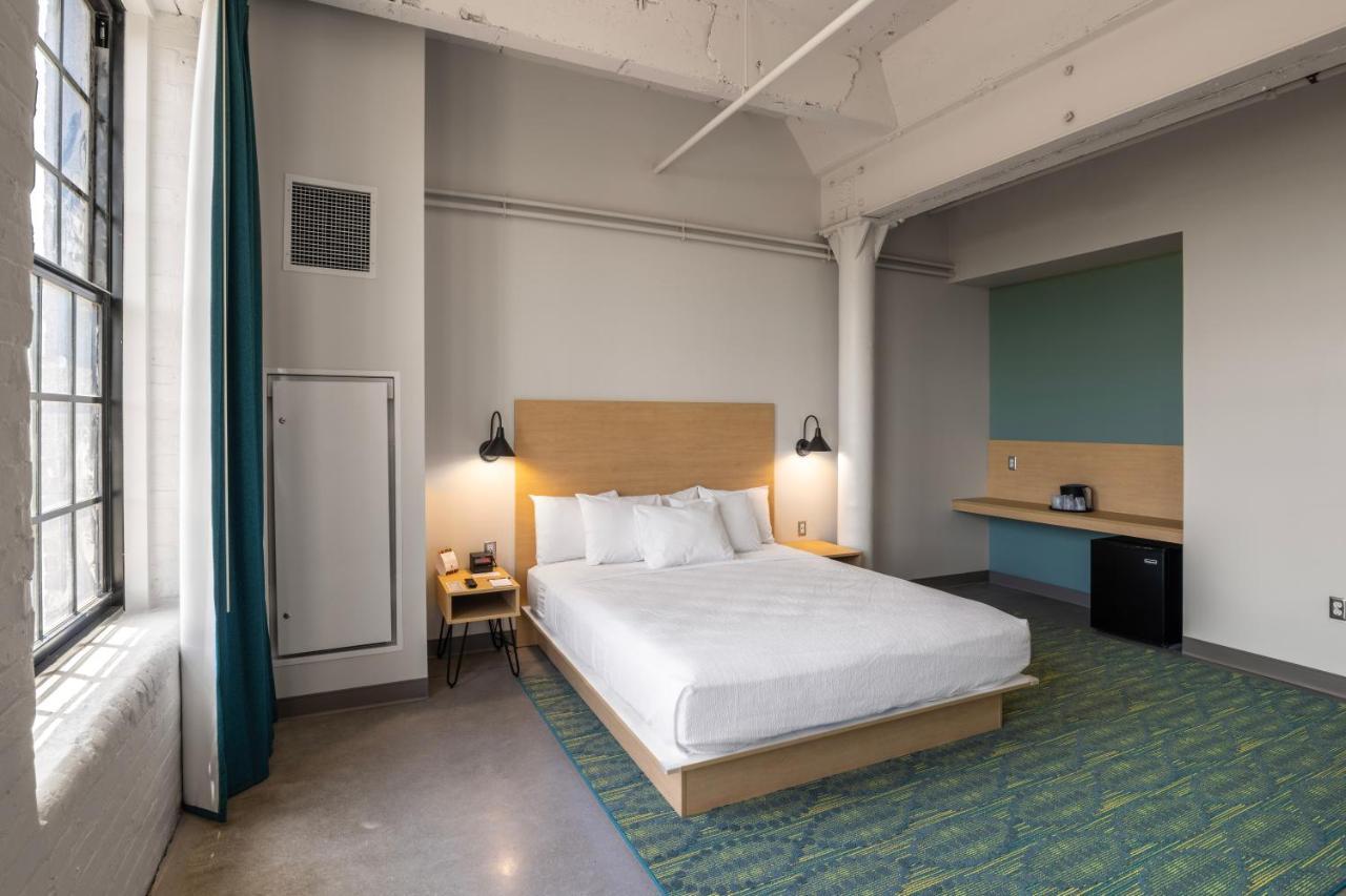 The Warehouse Hotel At Champion Mill Hamilton Exterior photo